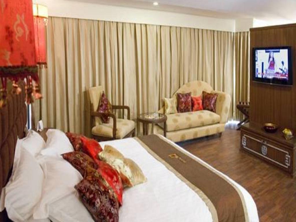 The Platinum, Boutique Business Hotel Hyderabad Exterior photo