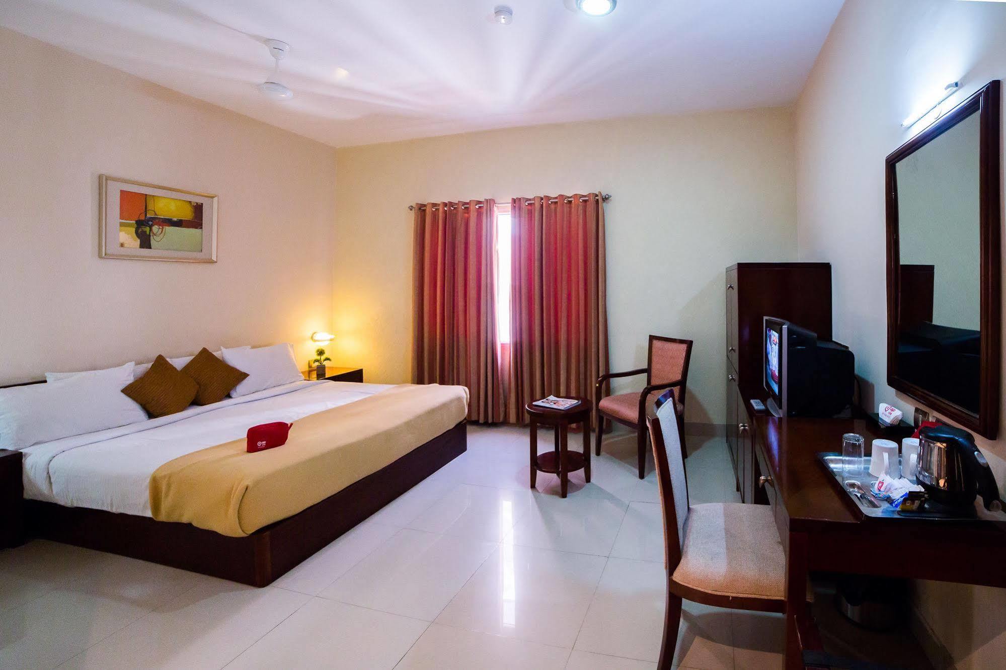 The Platinum, Boutique Business Hotel Hyderabad Exterior photo